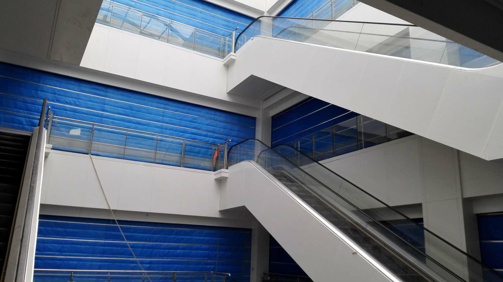 活動式卷簾擋煙垂壁單塊有多重