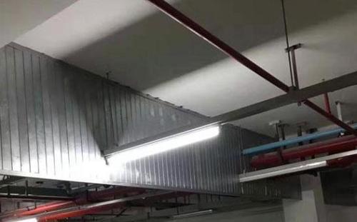 鋅鍍鋼板擋煙垂壁應(yīng)安裝在哪里？