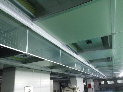 夾絲玻璃擋煙設(shè)備